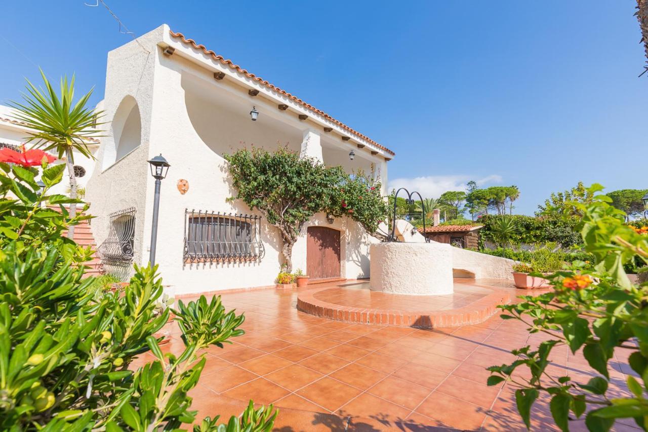 Villa Melisa Fontane Bianche Bagian luar foto